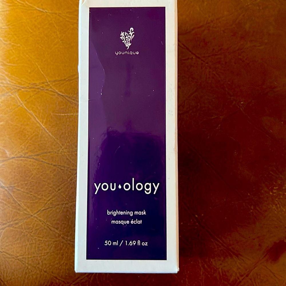 Younique brightening Mask